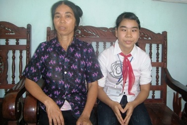 Cô học trò khiếm thị chỉ mong có bộ sách giáo khoa